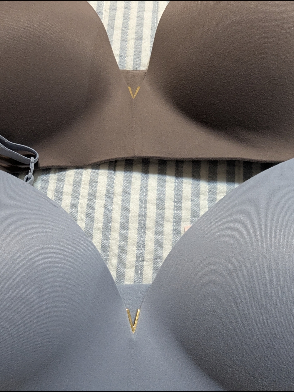 Victoria's Secret Bra Bundle Love Cloud Wireless Push Up Size 38C - Picture 2 of 5